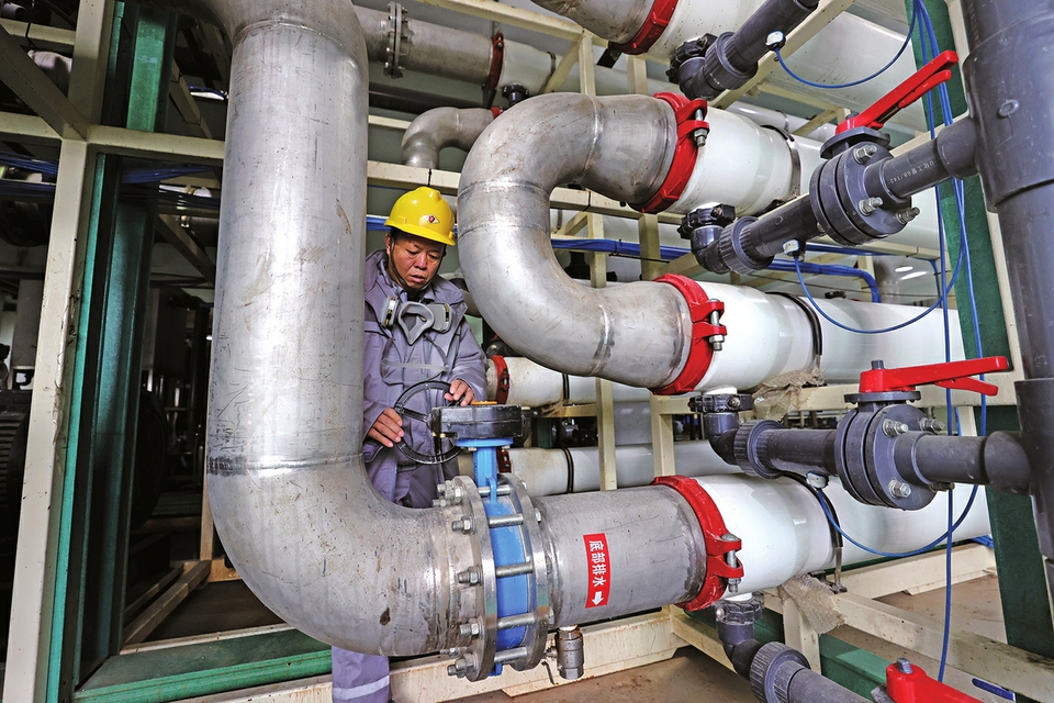 長(cháng)清馬山垃圾焚燒發(fā)電項目日焚燒約1500噸，年發(fā)電2億度，可滿(mǎn)足近6萬(wàn)戶(hù)家庭一年的用電 垃圾焚燒 發(fā)電生金